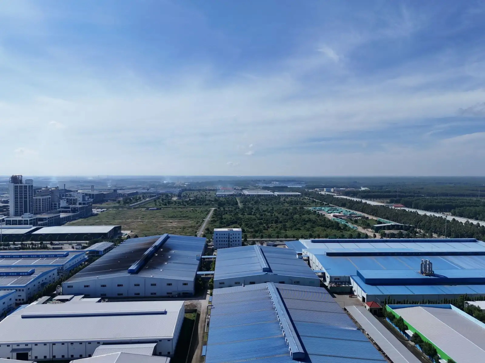 建筑材料采购方案对比：工程客户如何选择稳定的定安五金交电供应商