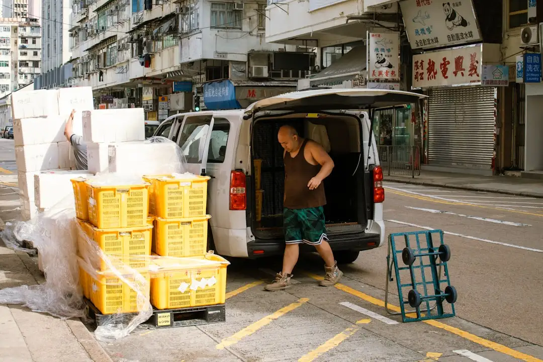 定安地区工程客户建筑材料供货模式与日用百货配套服务对比